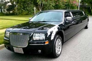 Chrysler 300 limo St Louis