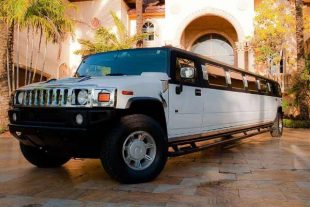 Hummer limo St Louis