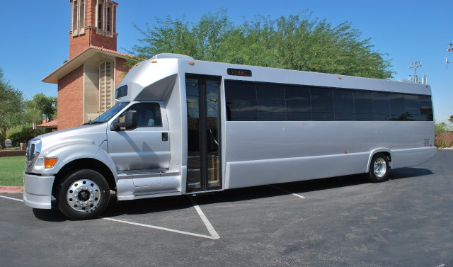 St Louis 40 Person Shuttle Bus