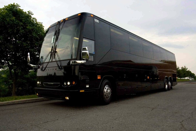 St Louis 50 Passenger Charter Bus