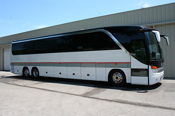 St Louis 56 Passenger Charter Bus